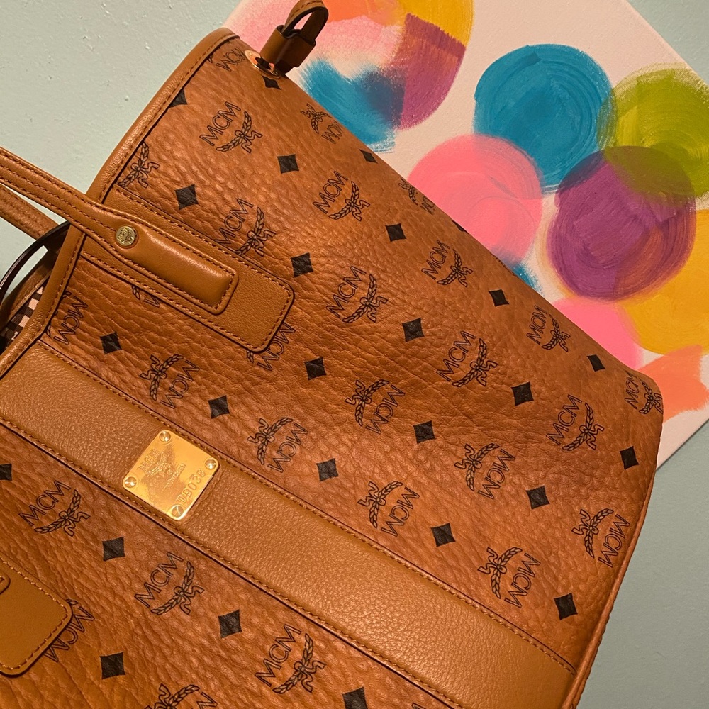 MCM Reversible LIZ Shopper